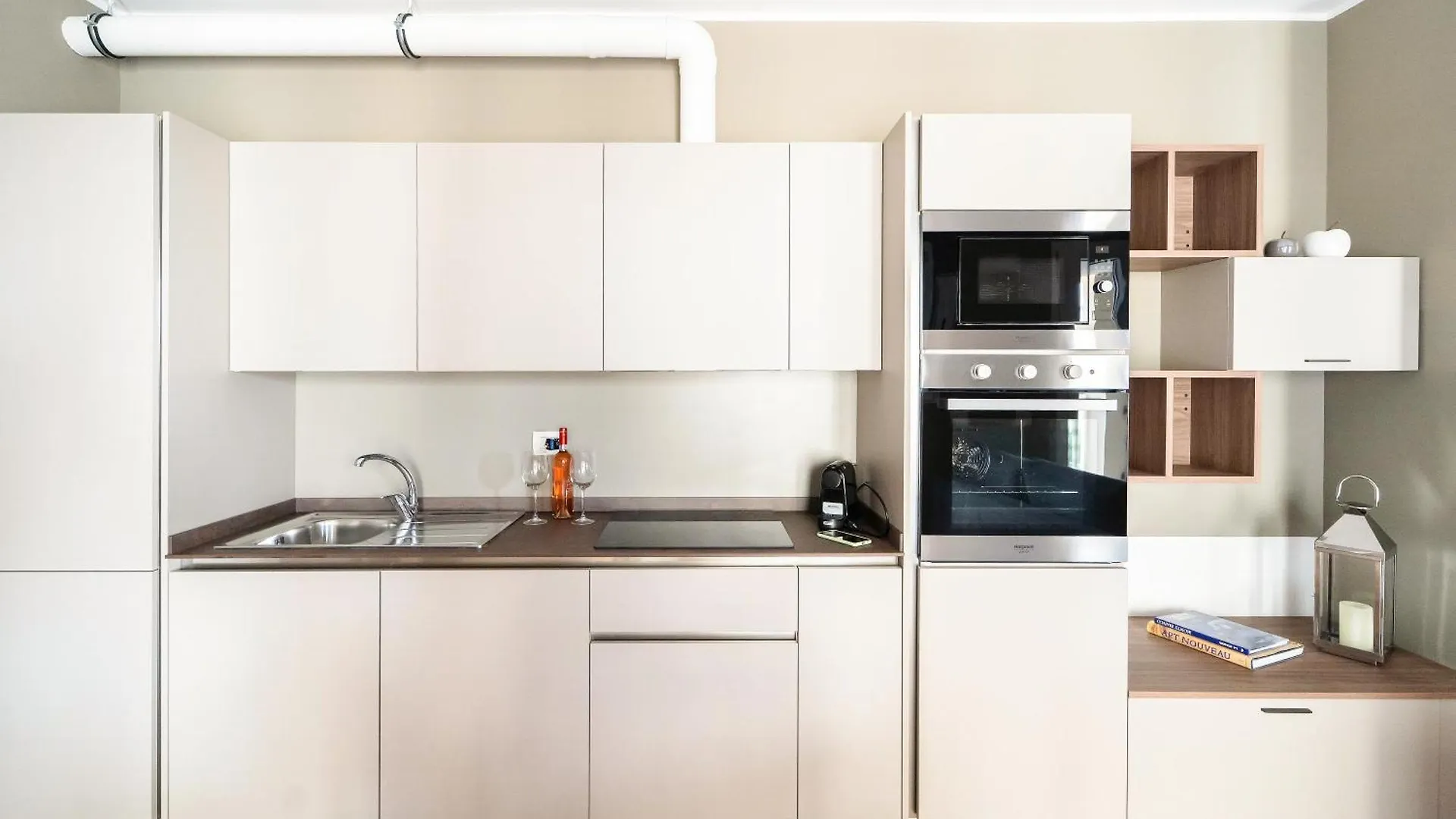 Green Living With Terrace & Garage By Ndp Rent ميلان شقة