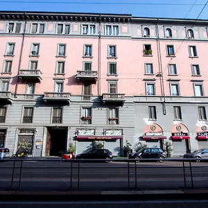 luxury-and-spacious-apartment.italymilanhotels.net/